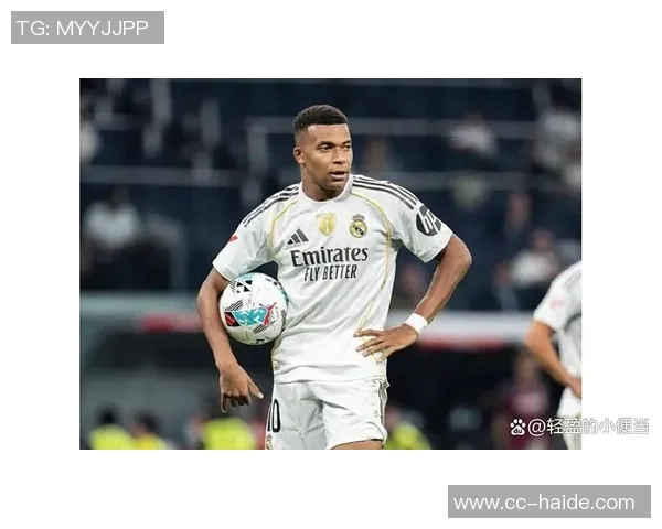 姆巴佩本场表现亮眼三次射门四次关键传球助力球队进攻