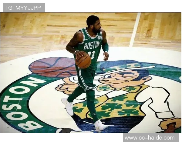 马丁盛赞球队氛围欧文与浓眉共同关注团队发展