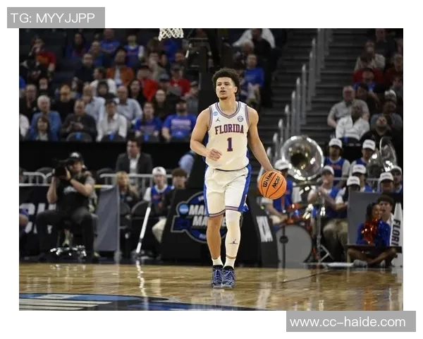 弗拉格全能表现助力球队哈珀状态低迷小理查德森火力全开